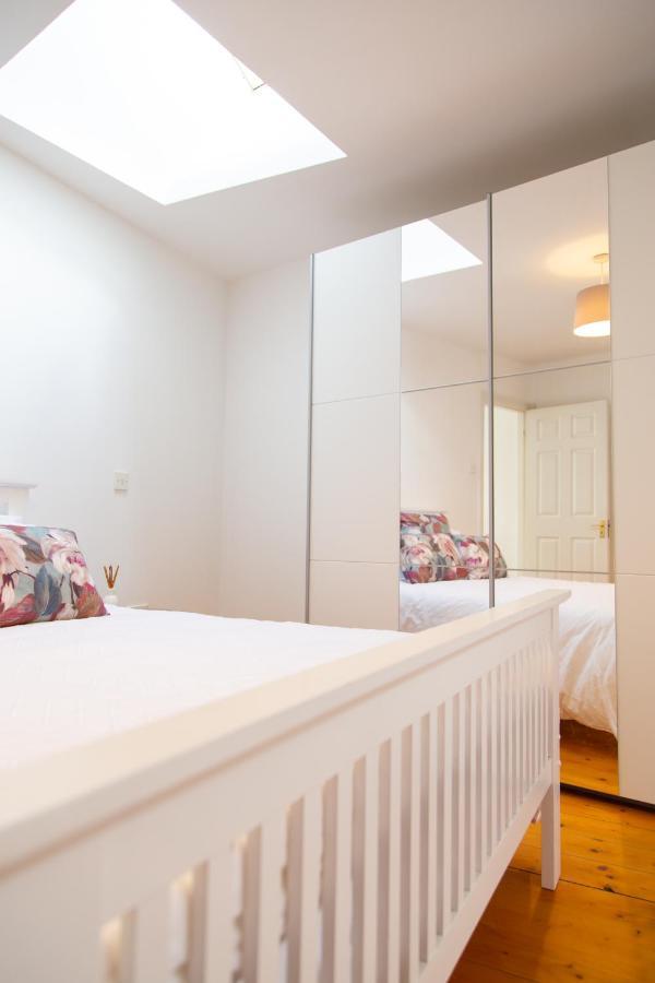 Two Bedroom Townhouse In The Heart Of Dungarvan Dungarvan  Buitenkant foto